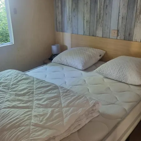 Kamp alanı Mobil 4 Personnes Sur 3 Etoiles A 150m De La *