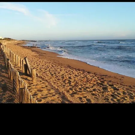 Campsite Mobil 4 Personnes Sur 3 Etoiles A 150m De La *